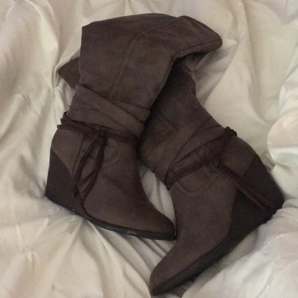Rampage Brown Wedge “Lucy” Boots